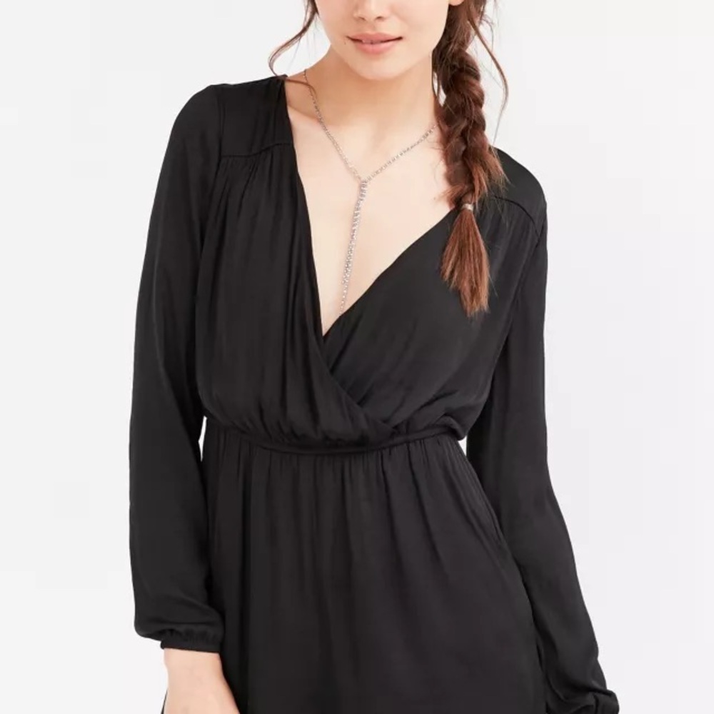 Alice & Urban Outfitters Black Long Sleeve Romper Size XS